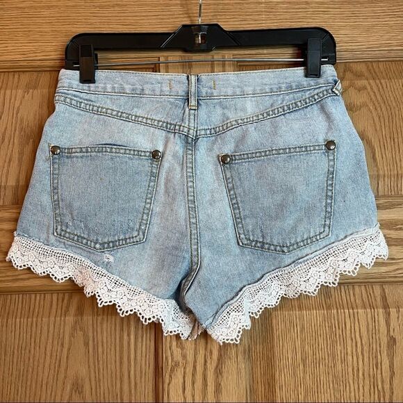 FREE PEOPLE Lace Trim Hi Rise Shorts - Picture 3 of 10